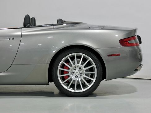 Used 2008 Aston Martin DB9 Volante RWD image 24
