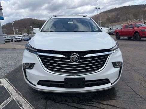 Used 2023 Buick Enclave Essence w/ Experience Buick Package image 2