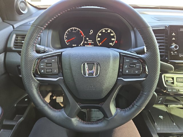 Used 2025 Honda Ridgeline Black Edition image 19