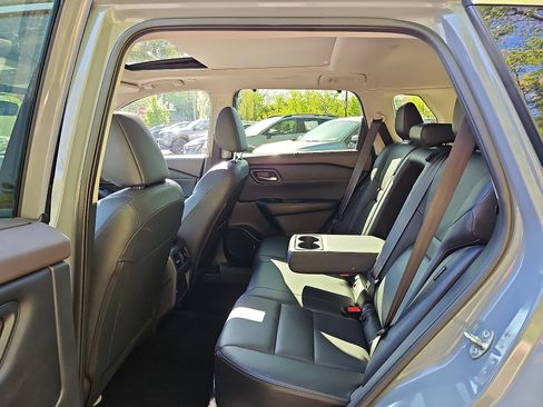 Certified 2023 Nissan Rogue SL w/ SL Premium Package image 10