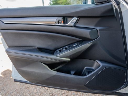 Used 2019 Honda Accord Sport image 25