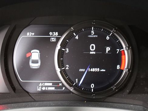 Used 2024 Lexus IS 500 RWD image 19