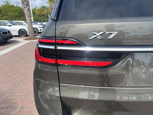 Used 2026 BMW X7 xDrive40i image 46