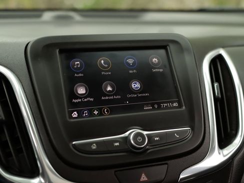 Used 2020 Chevrolet Equinox LT FWD image 13