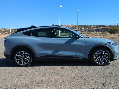 Used 2024 Ford Mustang Mach-E Select w/ Comfort Package Lite image 2