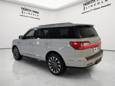 Used 2021 Lincoln Navigator Reserve RWD image 6