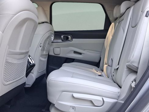 New 2026 Kia Sorento EX AWD/4WD image 11