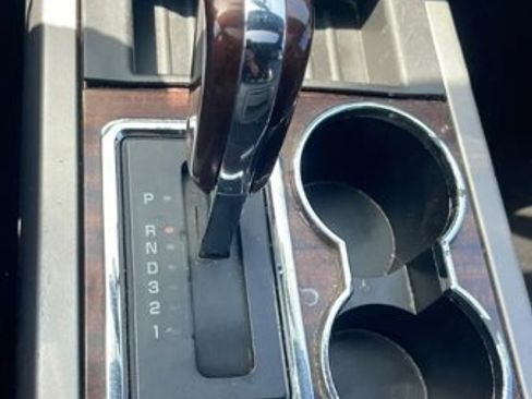 Used 2010 Ford Expedition EL Limited image 10