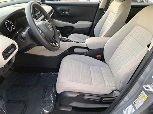 Certified 2023 Honda HR-V LX image 17