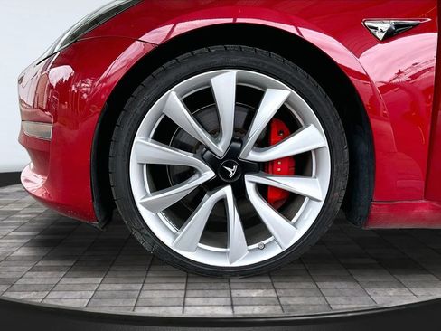 Used 2019 Tesla Model 3 AWD/4WD image 31