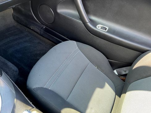 Used 2006 Pontiac Solstice Convertible w/ Power Package image 35