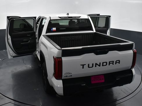 Used 2025 Toyota Tundra SR5 image 31