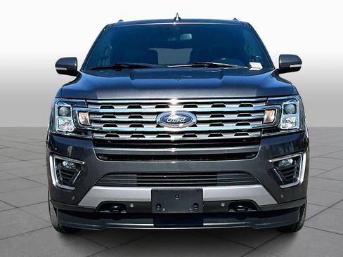 Used 2018 Ford Expedition Limited w/ Equipment Group 301A AWD/4WD image 4
