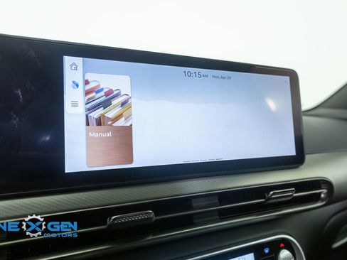 Used 2025 Genesis GV60 Advanced AWD/4WD image 25