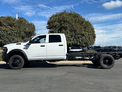 New 2026 RAM 5500 Tradesman AWD/4WD image 6