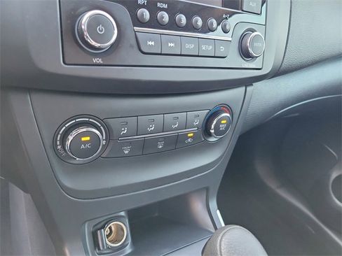 Used 2017 Nissan Sentra S w/ S Style Package image 20