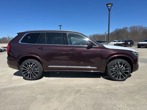 New 2026 Volvo XC90 B6 Plus w/ Protection Package Premier AWD/4WD image 9