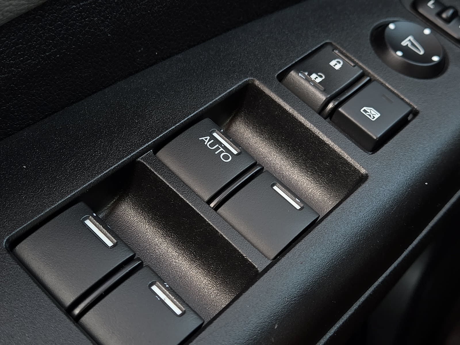 Used 2016 Honda CR-V EX image 17