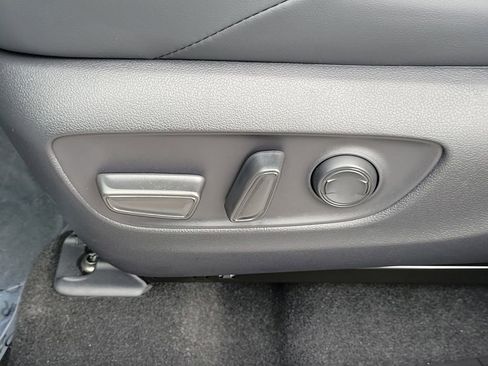 Used 2025 Toyota RAV4 XSE w/ Premium Package image 21