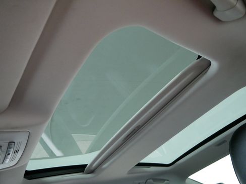 Used 2011 Lexus ES 350 FWD image 32