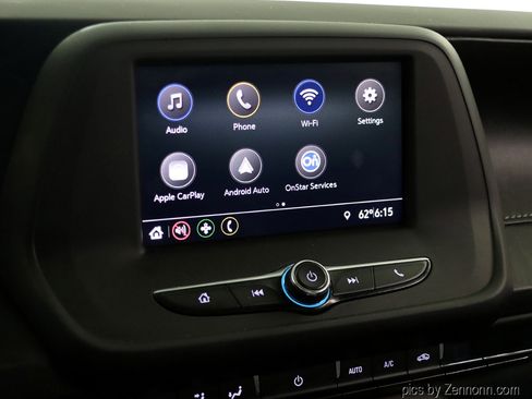 Used 2020 Chevrolet Camaro LS image 18