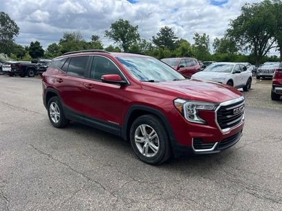 Used 2024 GMC Terrain SLE w/ Driver Convenience Package