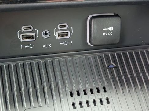 New 2026 Jeep Grand Cherokee Altitude RWD image 19