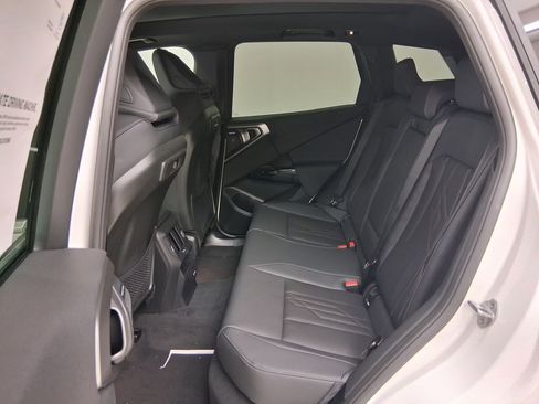 New 2026 BMW X3 xDrive30 w/ Premium Package image 13