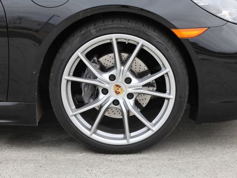 Used 2021 Porsche 718 Boxster image 11