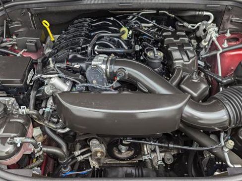 Used 2023 Dodge Durango SXT image 29