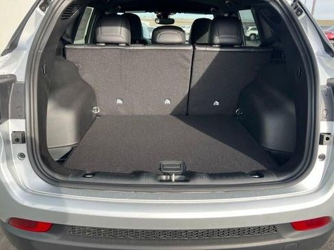 New 2026 Jeep Compass Latitude image 44