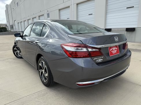 Used 2016 Honda Accord LX image 6