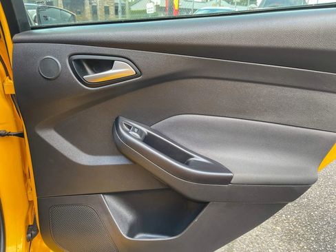 Used 2013 Ford Focus ST image 27