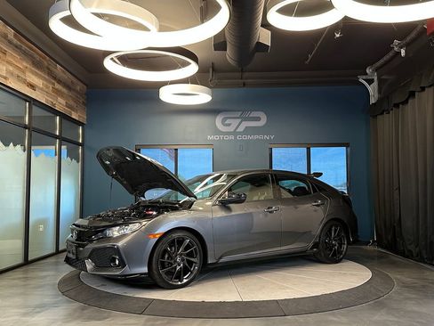Used 2018 Honda Civic Sport image 23