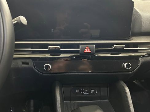Used 2026 Kia Sportage X-Line w/ X-Line Premium Package AWD/4WD image 19