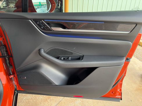 Used 2025 Porsche Macan Turbo Electric image 22