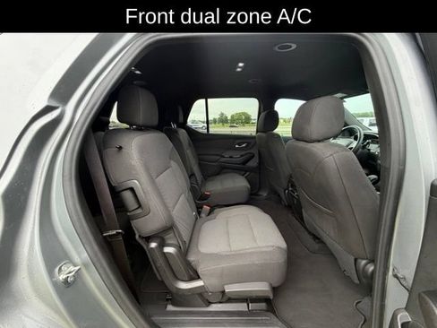 Certified 2023 Chevrolet Traverse LT FWD image 10