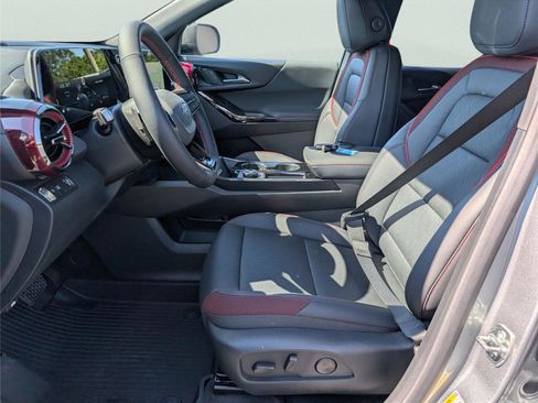 New 2026 Chevrolet Equinox RS w/ Safety and Technology Package FWD image 32