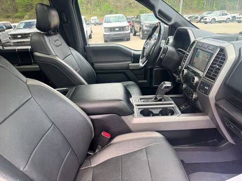 Used 2017 Ford F150 Raptor w/ Equipment Group 802A Luxury image 34