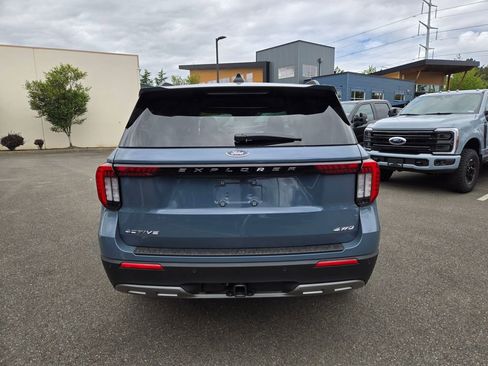New 2026 Ford Explorer Active w/ Active Comfort Package image 6