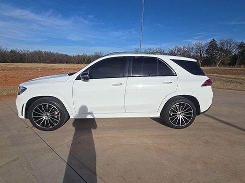 Used 2022 Mercedes-Benz GLE 350 4MATIC image 2