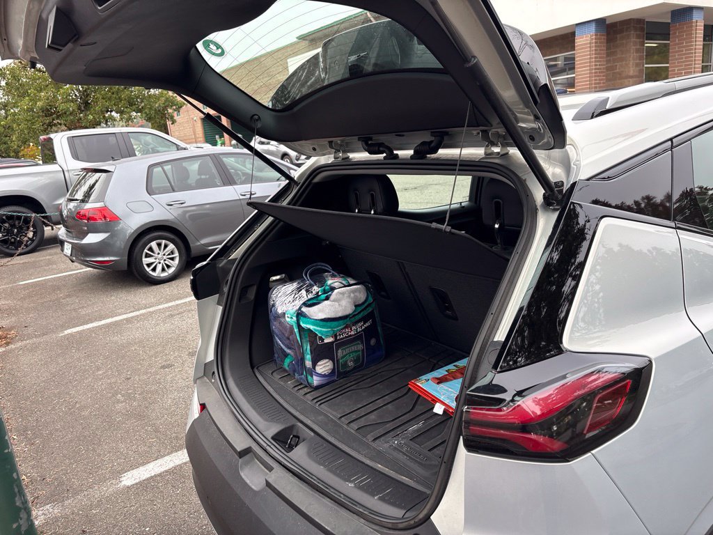 Used 2023 Chevrolet Bolt EUV Premier w/ Sun & Sound Package FWD image 27