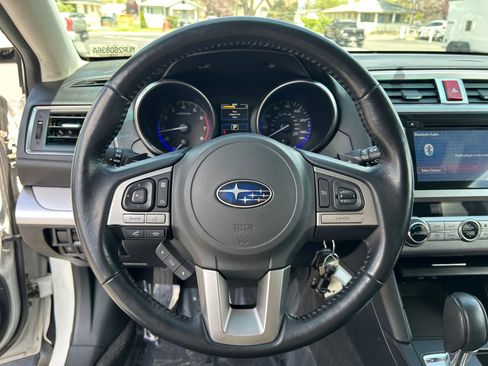 Used 2015 Subaru Outback 2.5i Premium AWD/4WD image 13