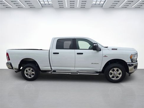 Used 2024 RAM 2500 Big Horn w/ Off Road Package image 2