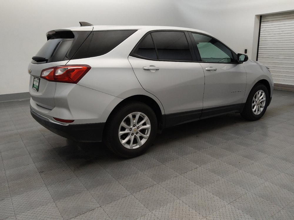 Used 2018 Chevrolet Equinox LS FWD image 10