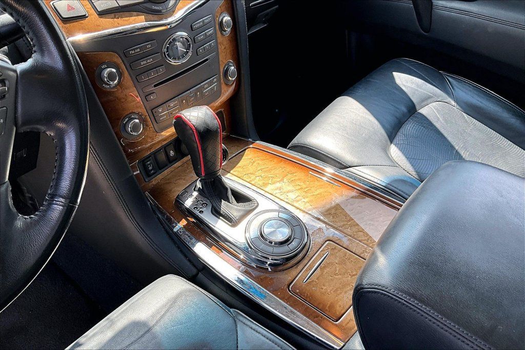 Used 2011 INFINITI QX56 2WD w/ Theater Pkg image 16