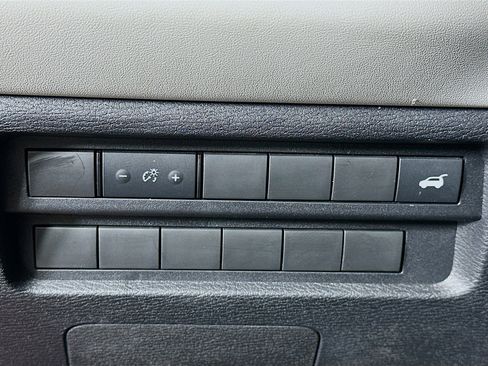 Used 2024 Mitsubishi Outlander SEL image 17