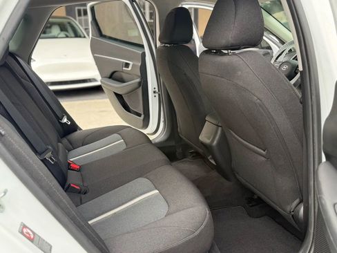 Used 2021 Hyundai Sonata SEL image 16