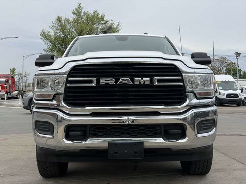 Used 2020 RAM 2500 Big Horn AWD/4WD image 2