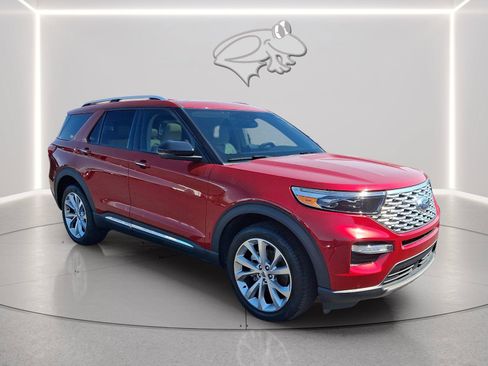 Used 2022 Ford Explorer Platinum w/ Equipment Group 601A AWD/4WD image 6